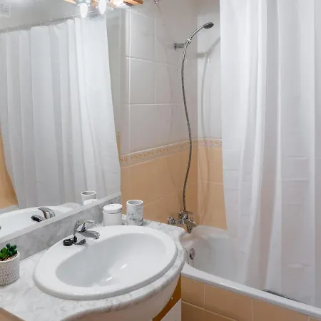 Apartamento Capital 4 You By Interhome